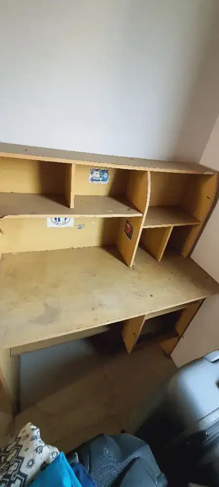 Dijual meja belajar second