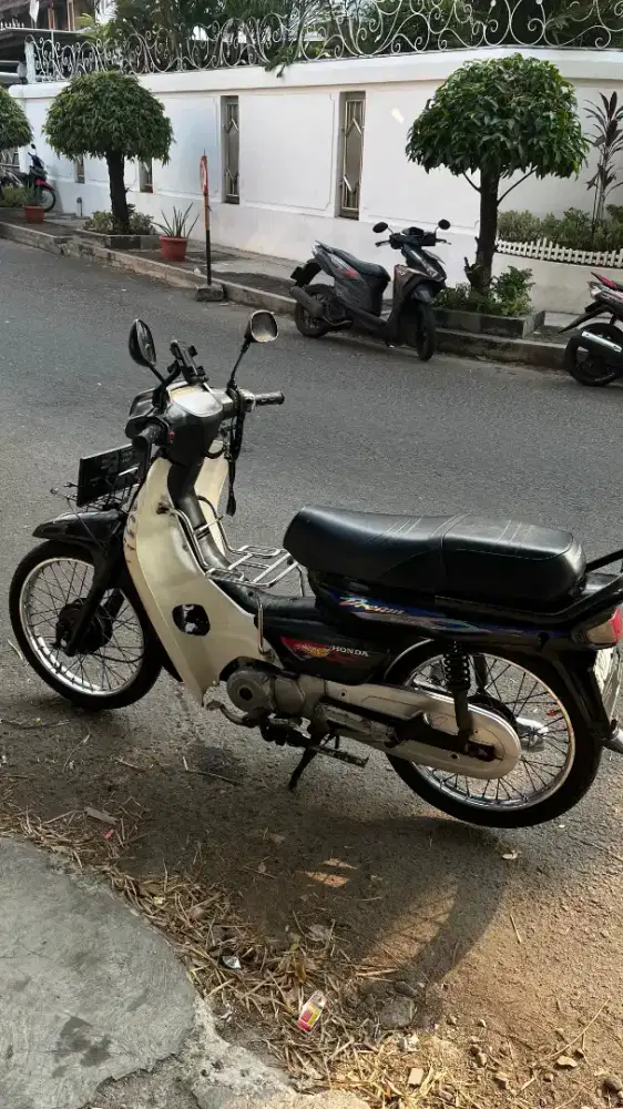 Astrea grand 1996
