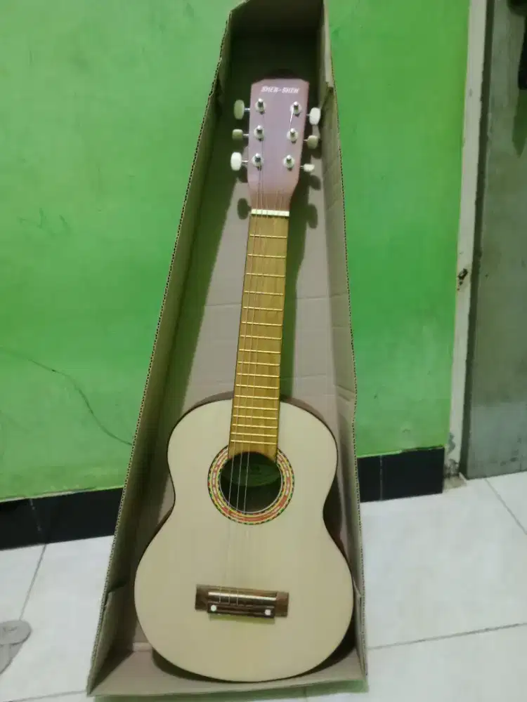 Gitar Akulele 6 senar