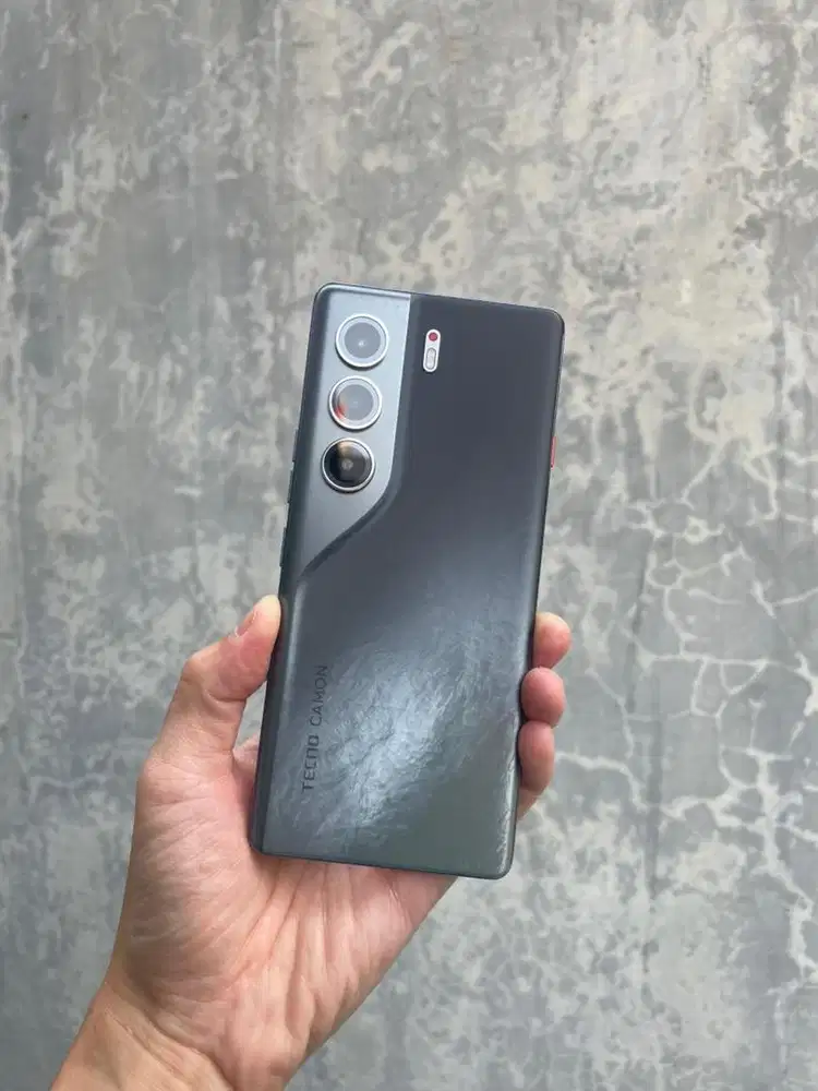 Tecno Camon 40 Pro 5G 8/256GB Galaxy Black Super Mulus Garansi 2027