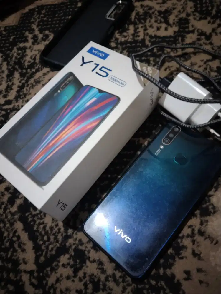 Vivo Y15 Ram 4Gb  Memori 64 Gb
