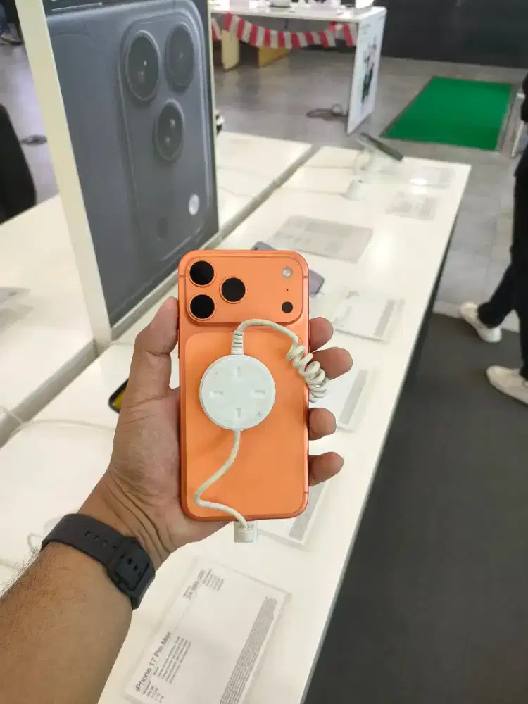 IPHONE 17 PRO MAX