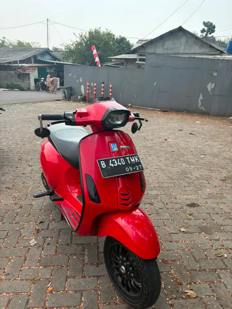 Dijual Vespa Matic Sprint 2016