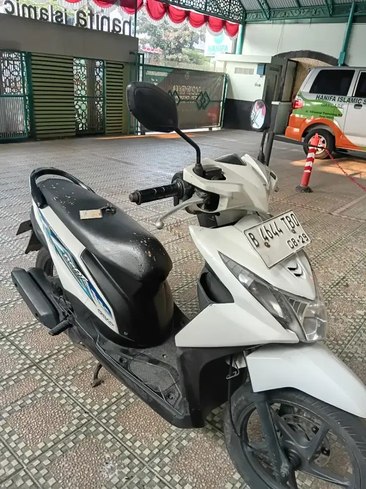 Honda beat tahun 2013