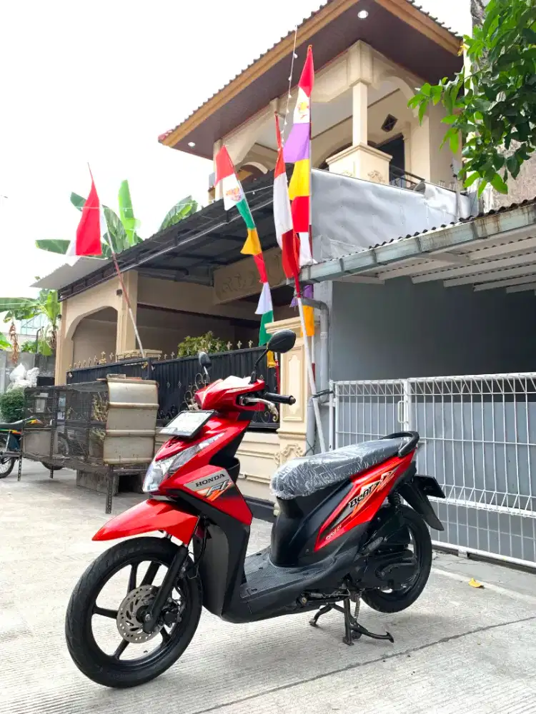 HONDA BEAT FI 2014 KM 22 RB SUPER ISTIMEWA