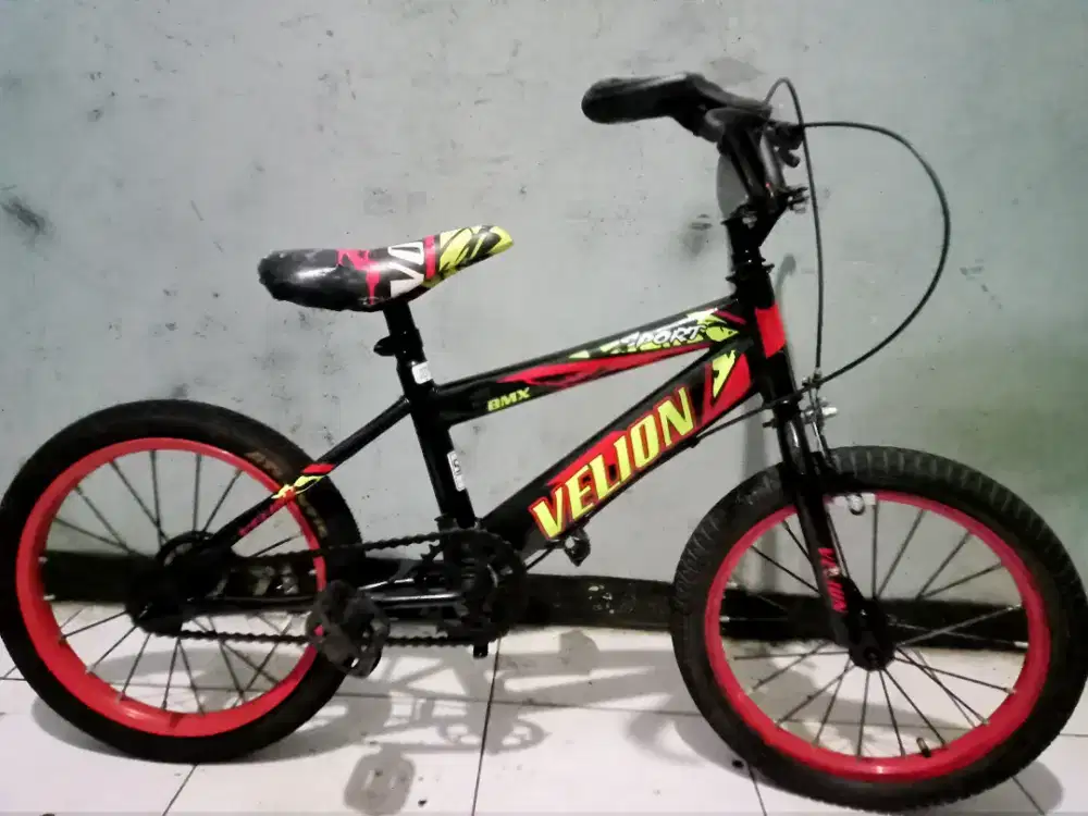 Dijual sepeda BMX merk VELION ring 16 kondisi masih bagus keker normal