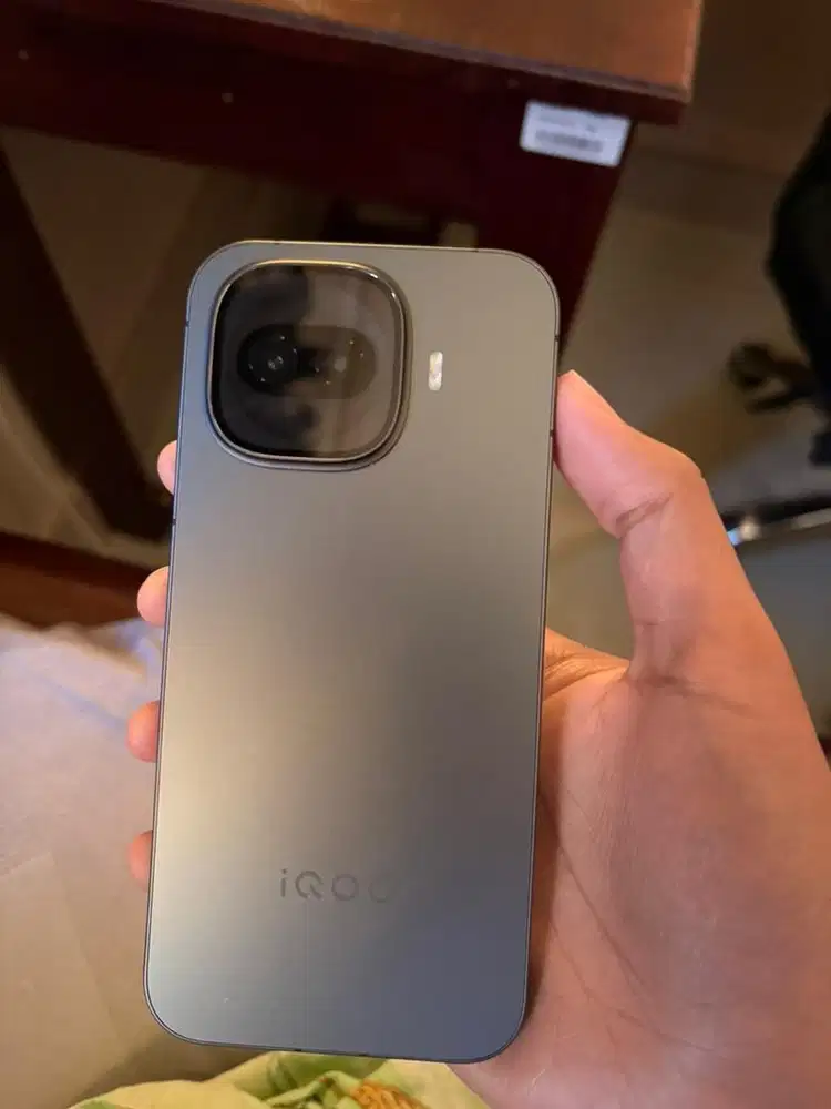 Iqoo 15R 8/256 Second Penggunaan baru sebulan