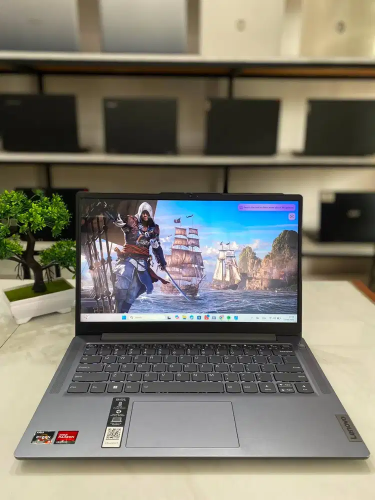 LENOVO IDEAPAD SLIM 3 14AMN8 AMD RYZEN 3 7320U  RAM 8 GB SSD 512 GB