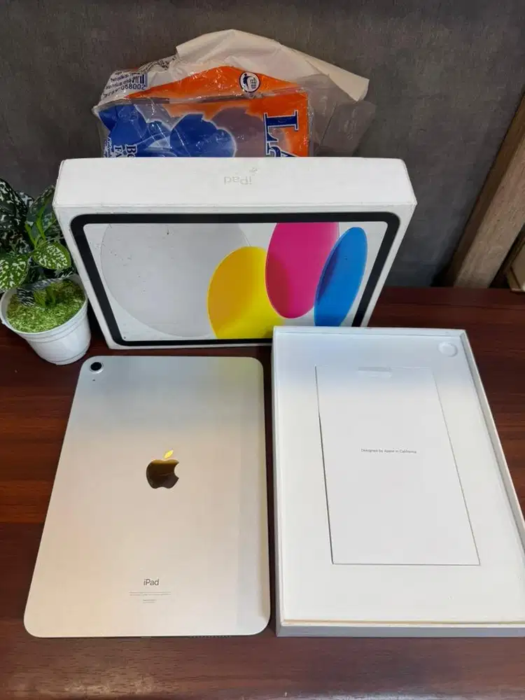 iPad 10 256GB Silver iBox Lengkap Wifi
