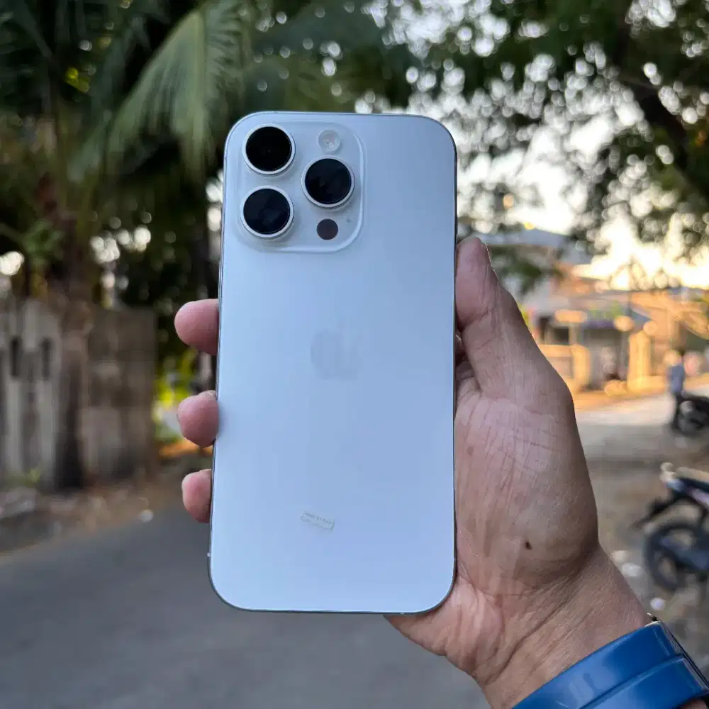 Iphone 16 pro 128GB ibox bh 100 on garansi lengkap