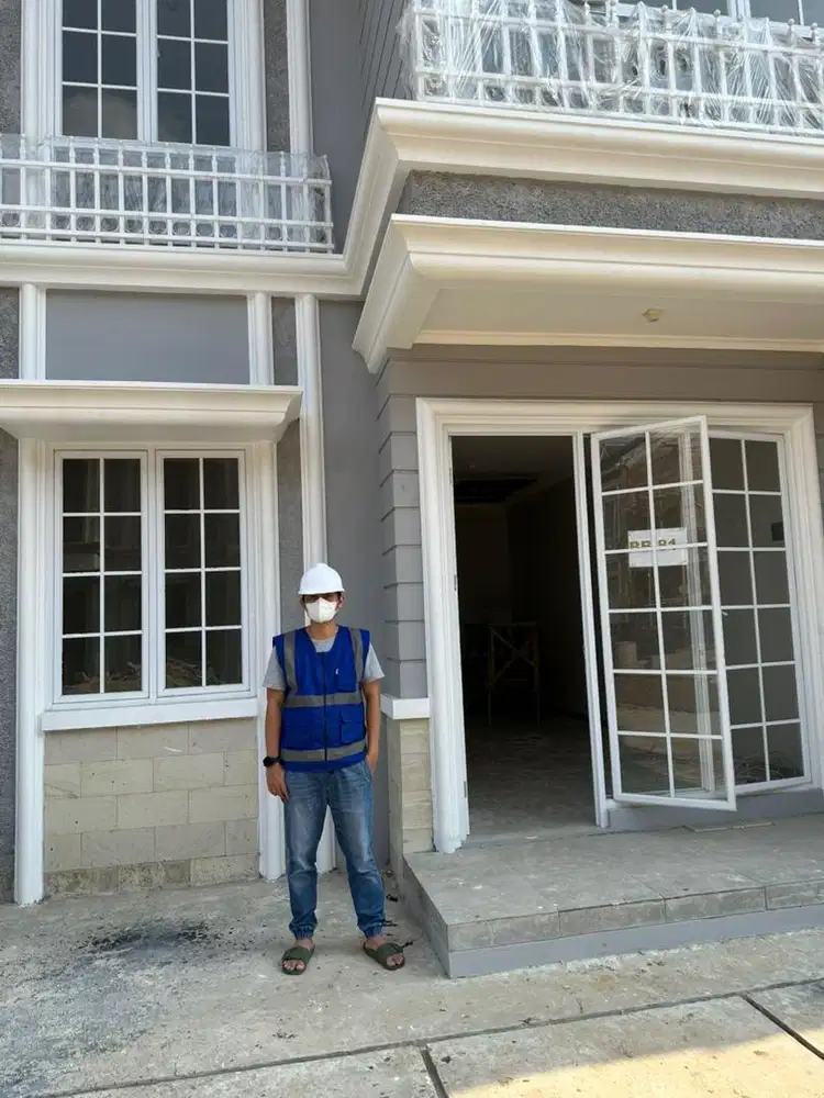 DIJUAL RUMAH 2 Lantai di Bekasi dekat pintu TOLL JORR