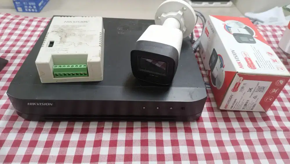 CCTV Hikvison + DVR 4 Channel 1TB