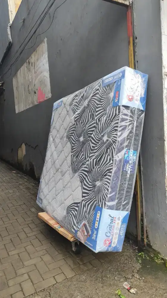 kasur sepringbet central dluxe ukura setigma ukuran 160×200 cm