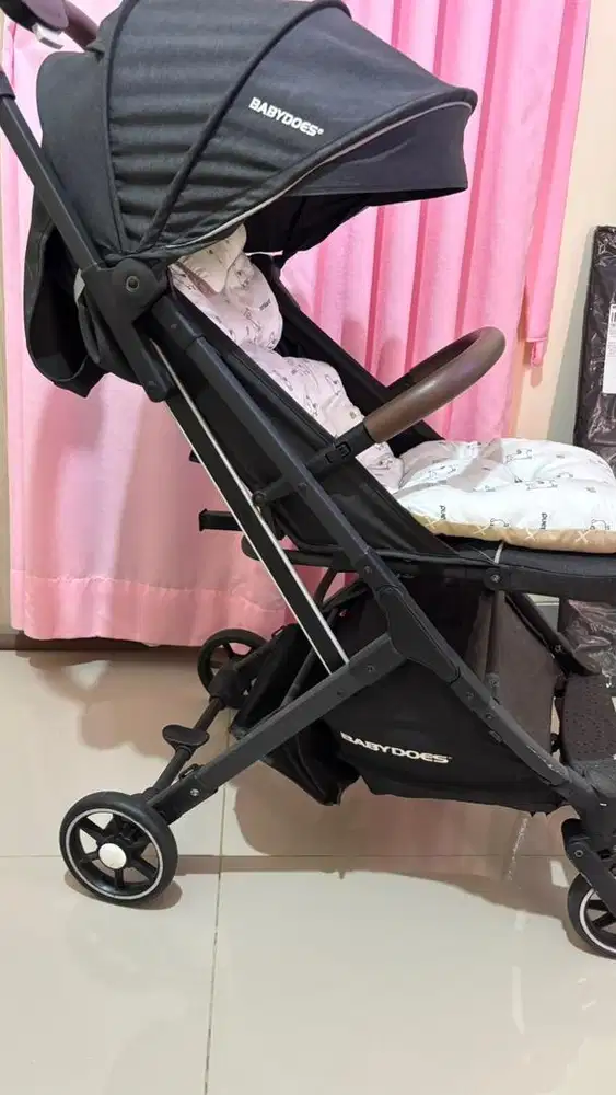 Stroller Baby Does