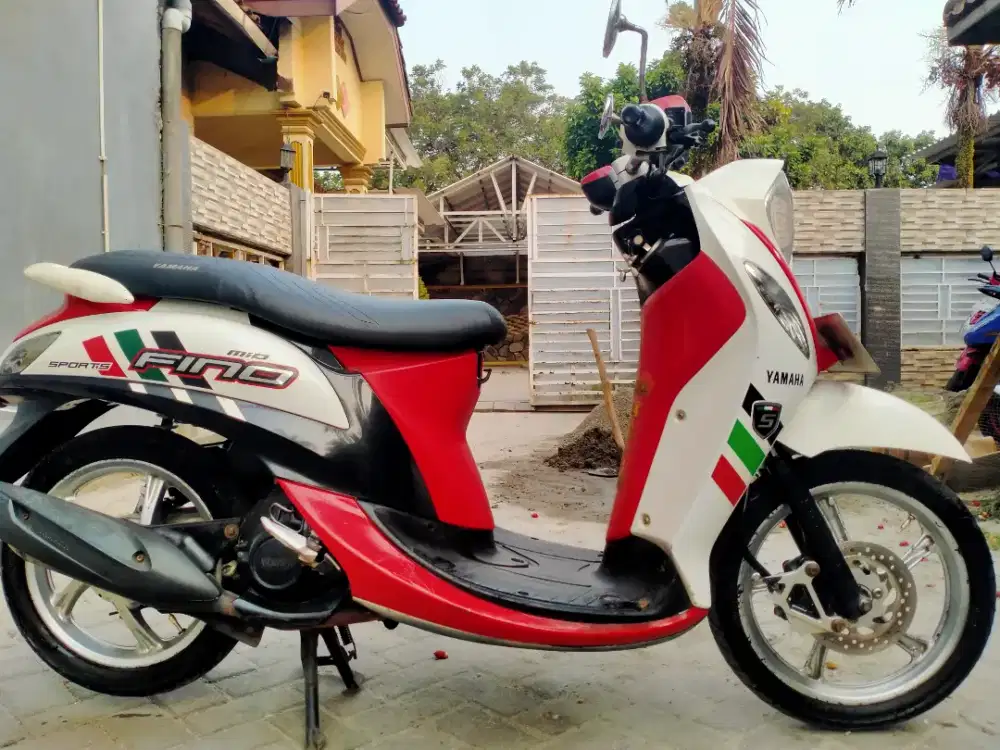 Yamaha Fino injeksi lengkap motor sehat keterangan detail dibawah