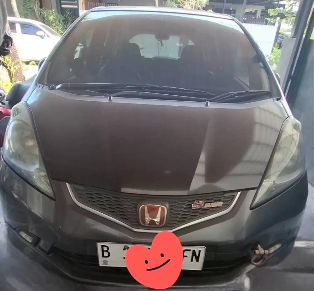 Dijual Honda Jazz RS 2010 Abu-abu Met
