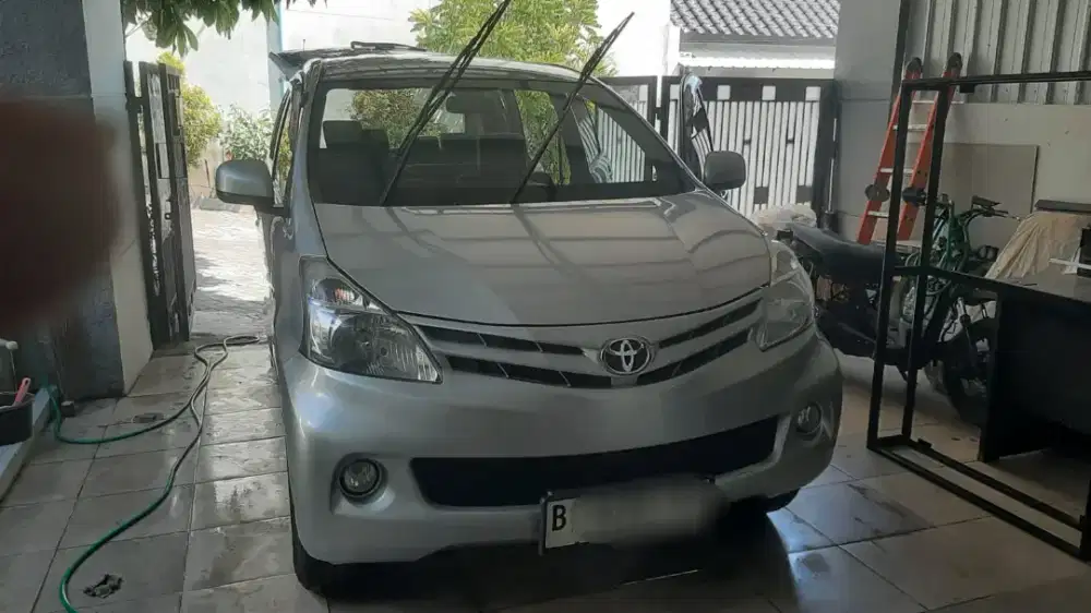 Toyota Avanza tipe E manual 2013
