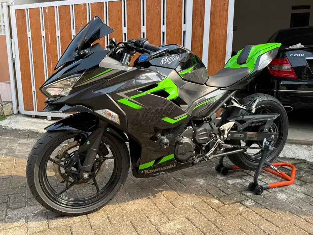 Ninja 250 FI MDP ABS Keyless 2019