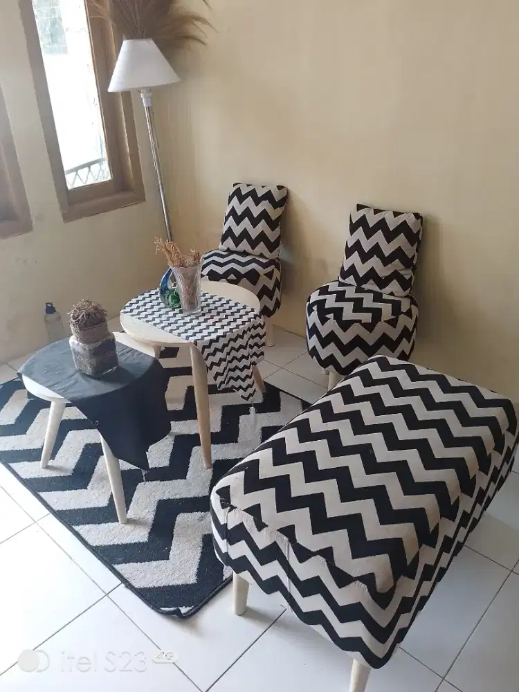 sofa custom minimalis dan meja 2