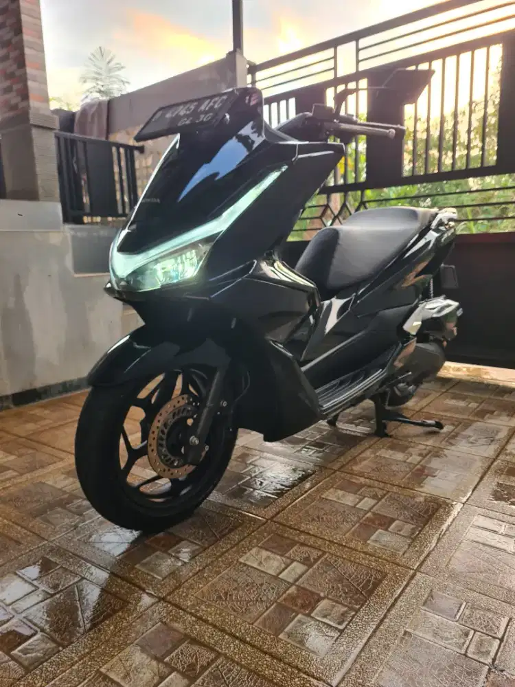 HONDA PCX 2025 ISTIMEWA (SANGAT TERAWAT)