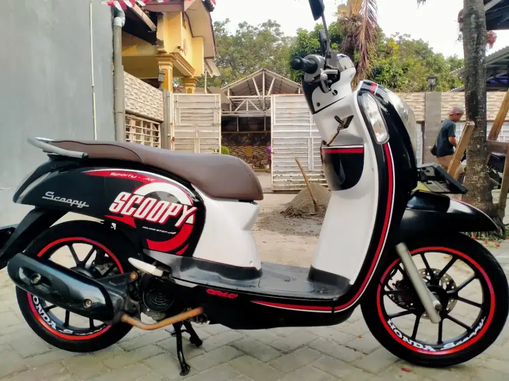 Honda Scoopy Fi lengkap motor sehat keterangan detail dibawah