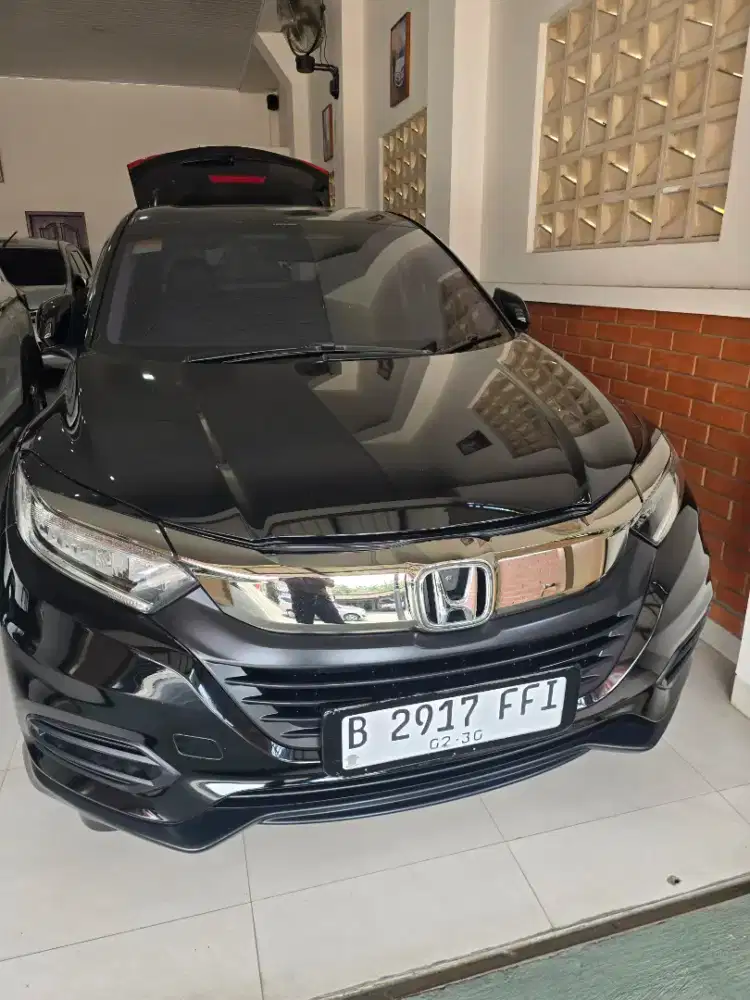 Jual Honda HRV tipe SE AT tahun 2019