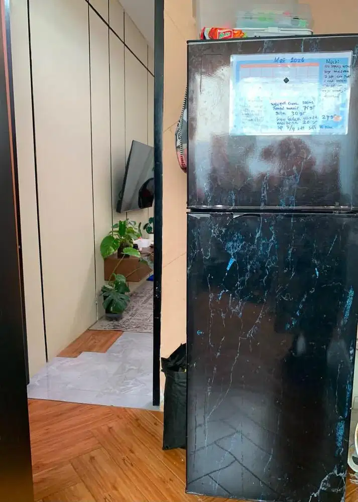 Kulkas 2 pintu Aqua