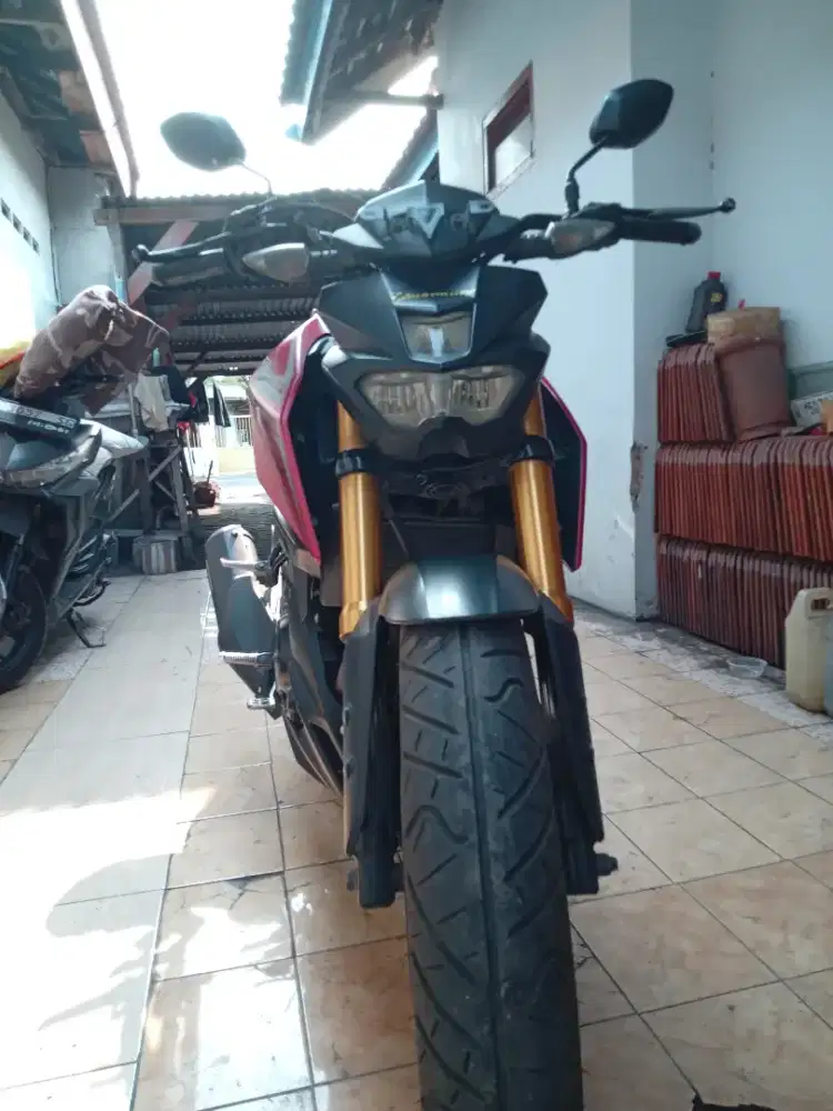 Yamaha Xabre 2017 terawat original standart siap pakai