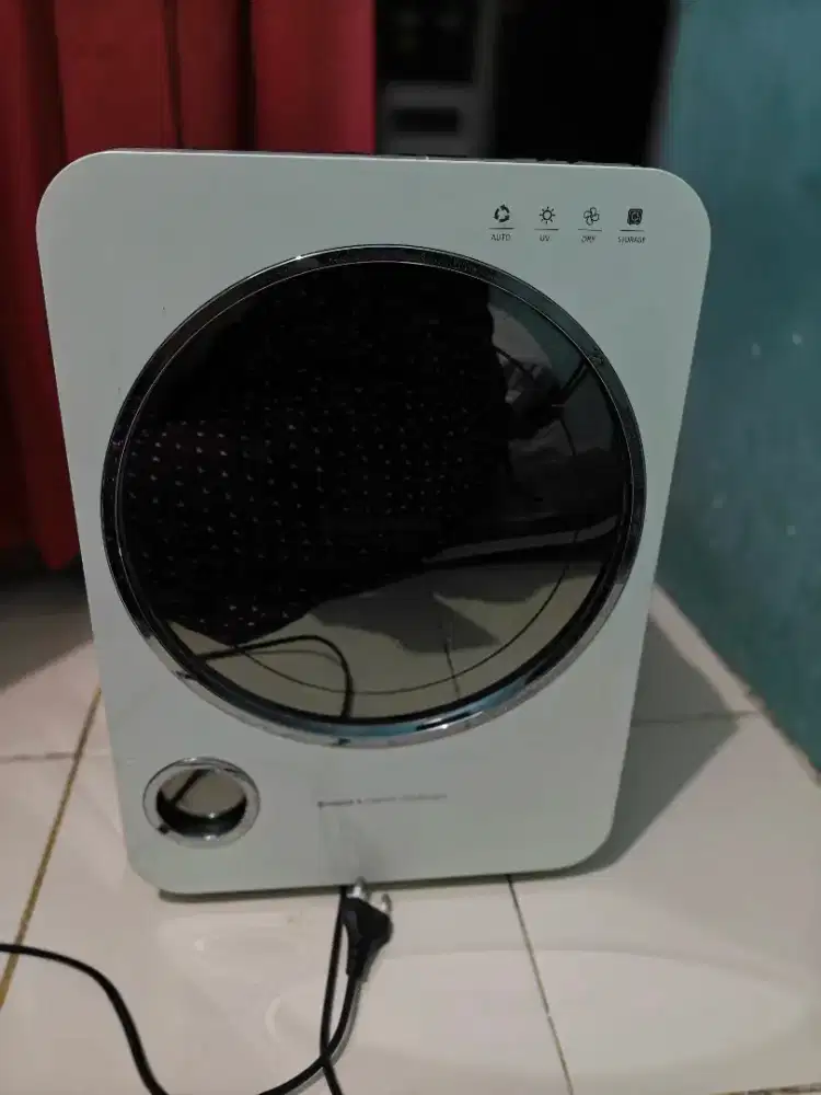 preloved Smart UV LED Sterilizer Box Haenim 3G+ for Baby Bottle