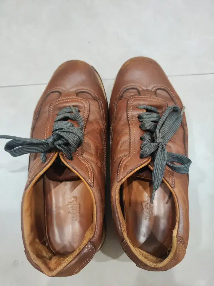 Sepatu Puma dan Hermes
