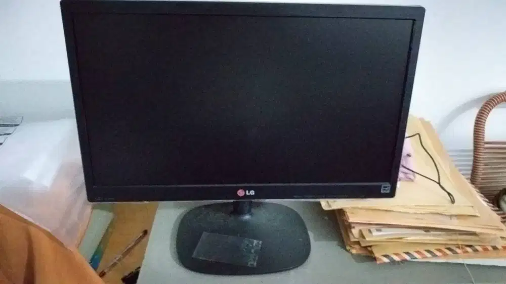 Monitor Bekas Rusak - LG 20 Inch - Tipe 20M35ASA