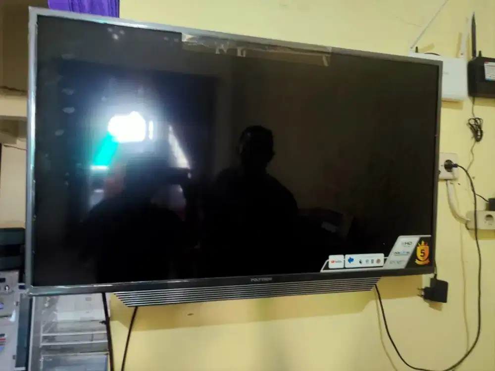 Smart TV Polytron 43in