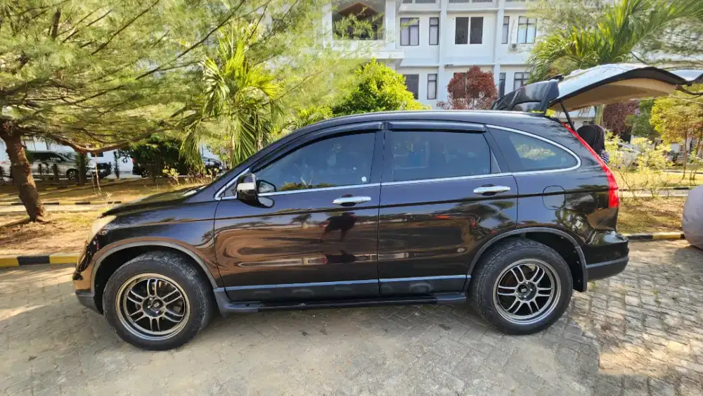 Dijual Honda CRV 2010 AT 2.4