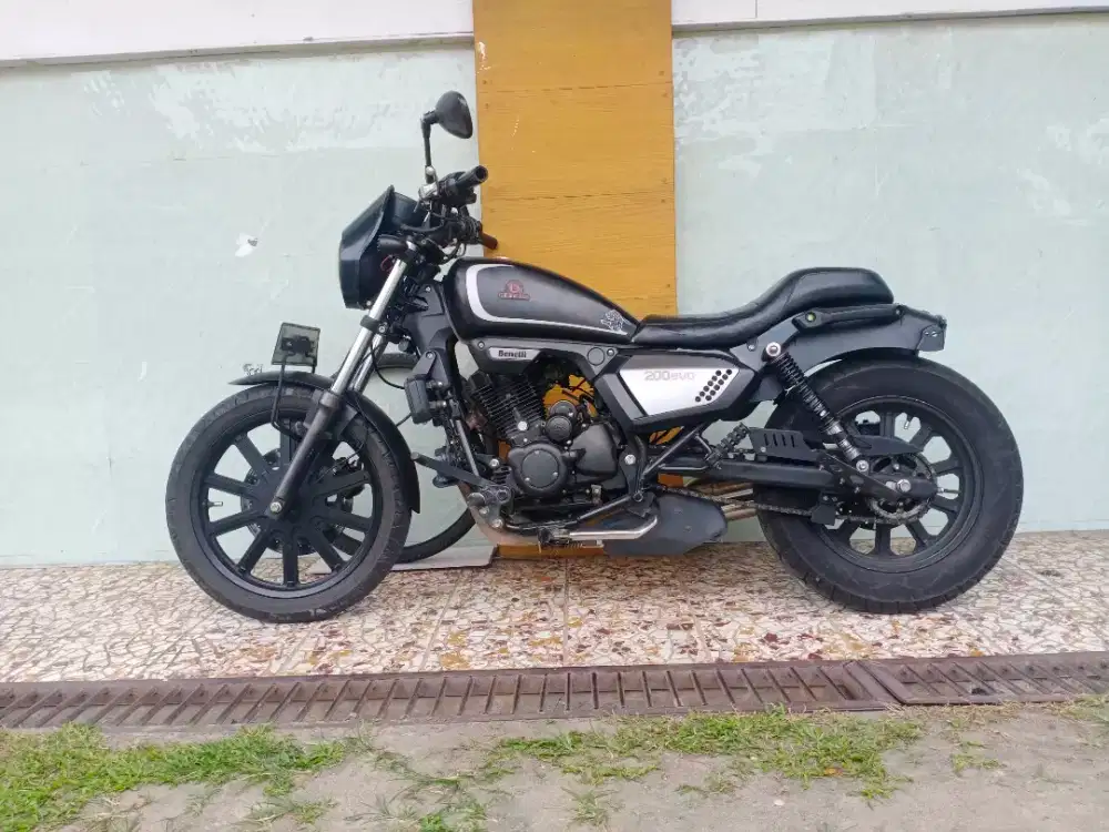 Benelli Evo 200 ss lengkap plat kota TT boleh