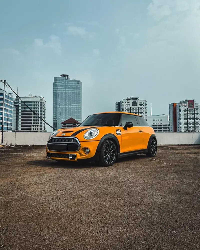 MINI COOPER S 2.0 2014 GOOD CONDITION