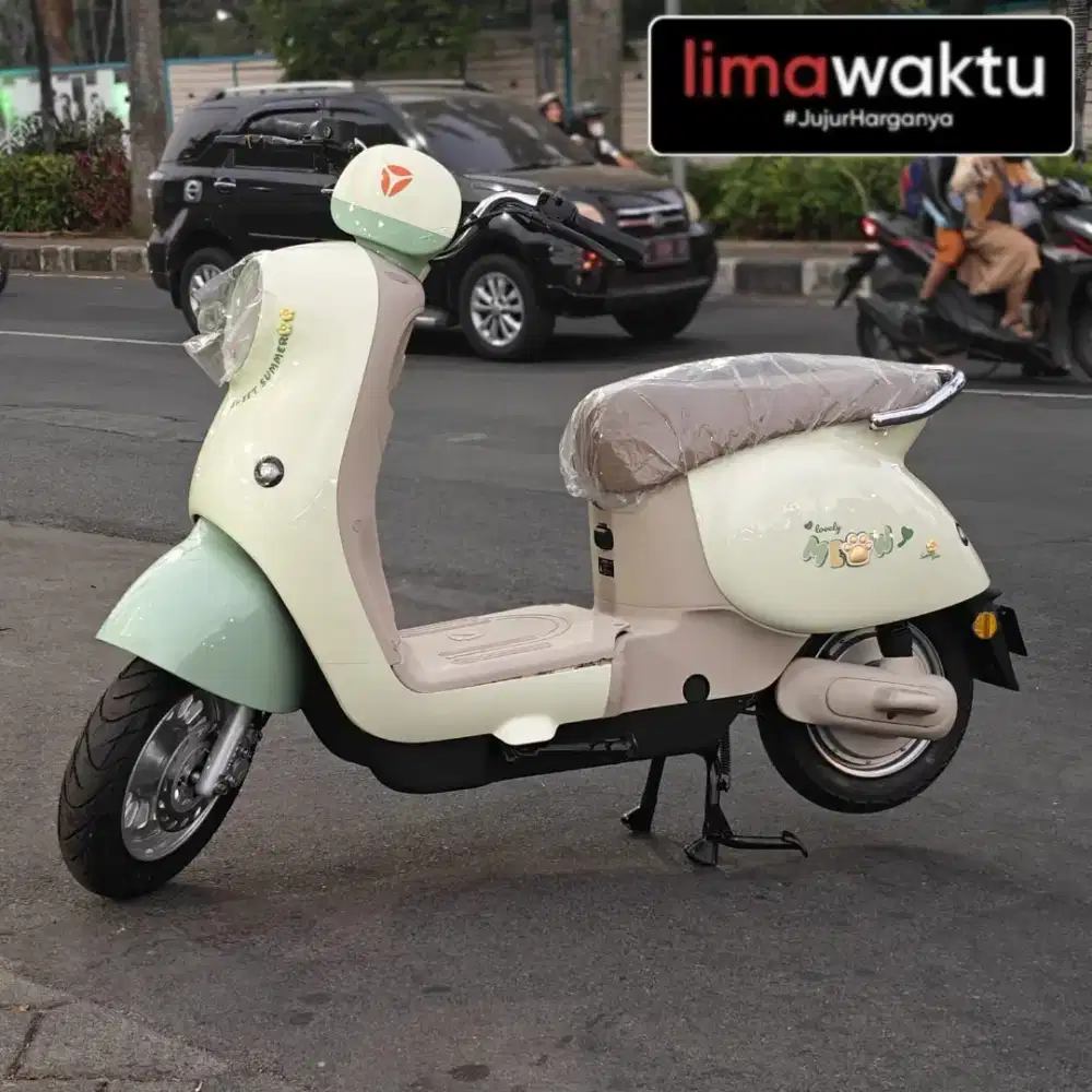 PROMO SPESIAL AKHIR BULAN SEPEDA LISTRIK DISKON HINGGA RATUSAN RIBU