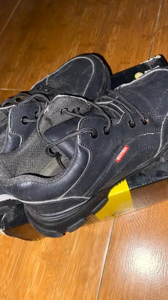 Jual sepatu security cowo