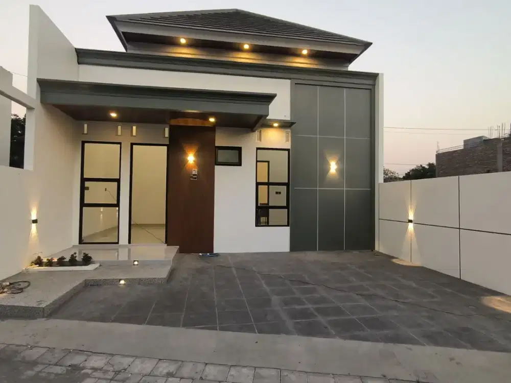 RUMAH BARU SIAP HUNI DALAM CLUSTER LOKASI DEKAT SLEMAN CITY HALL