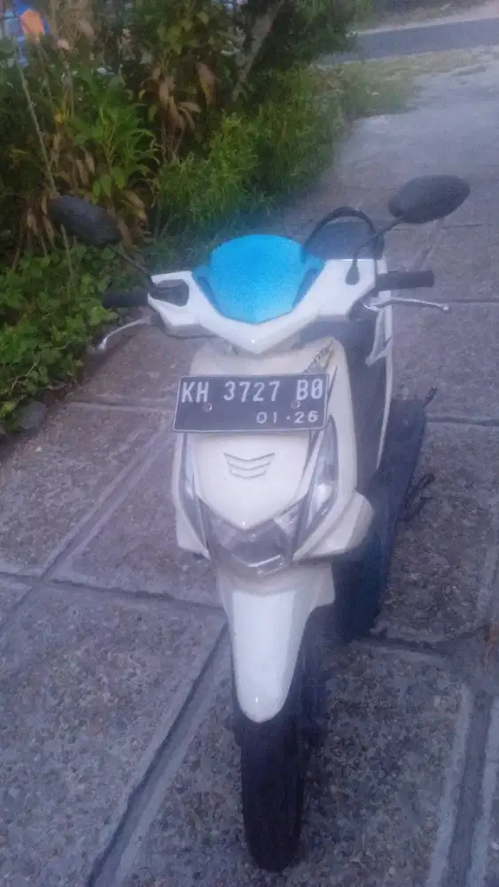 Dijual Seadanya Motor Honda Beat Karbu Tahun 2011