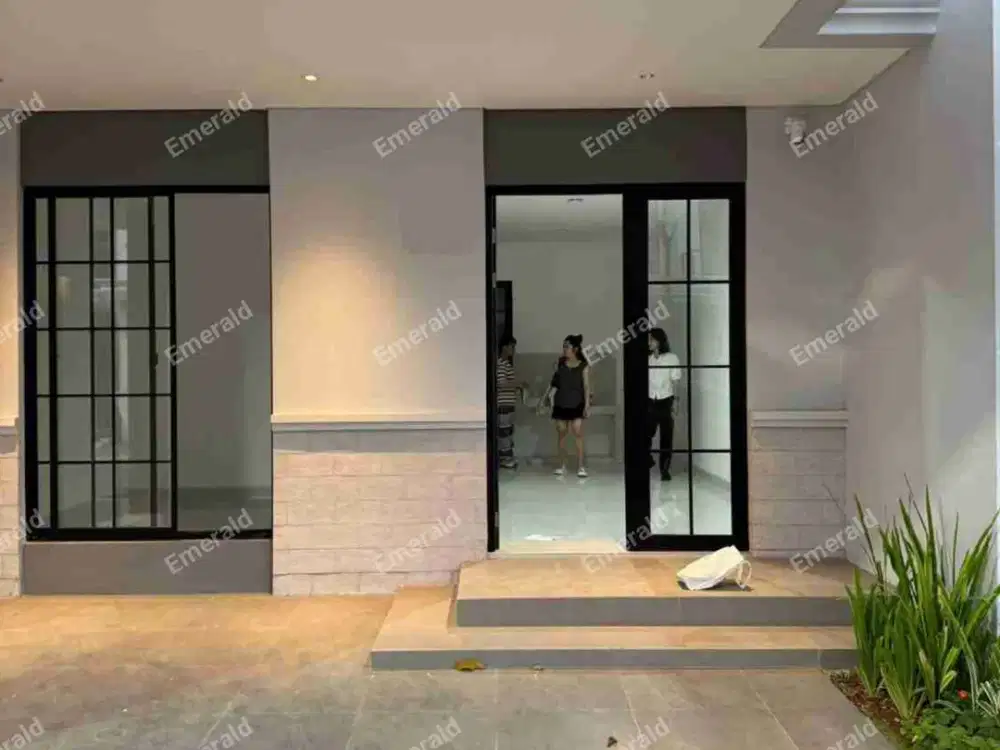 Rumah Cantik di Kawasan Exclusive PIK 2