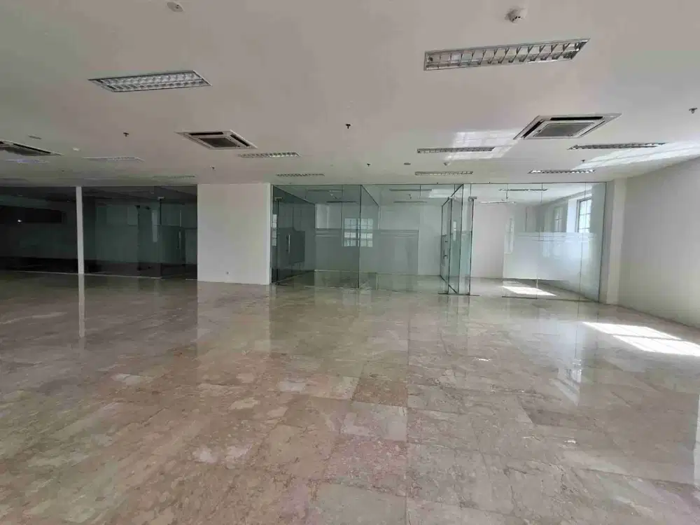 Gedung Kantor Premium Siap Pakai 7 Lantai Jl Raya Basuki Rahmat, Surabaya Pusat