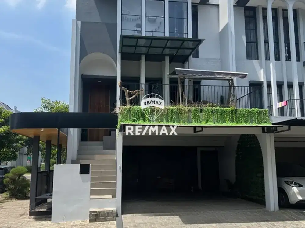 #0141 DIJUAL RUMAH HOEK MEWAH DI PERUMAHAN GREENWICH BSD CITY