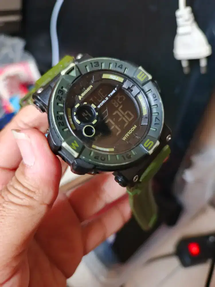 Jual jam tangan eiger lescaux