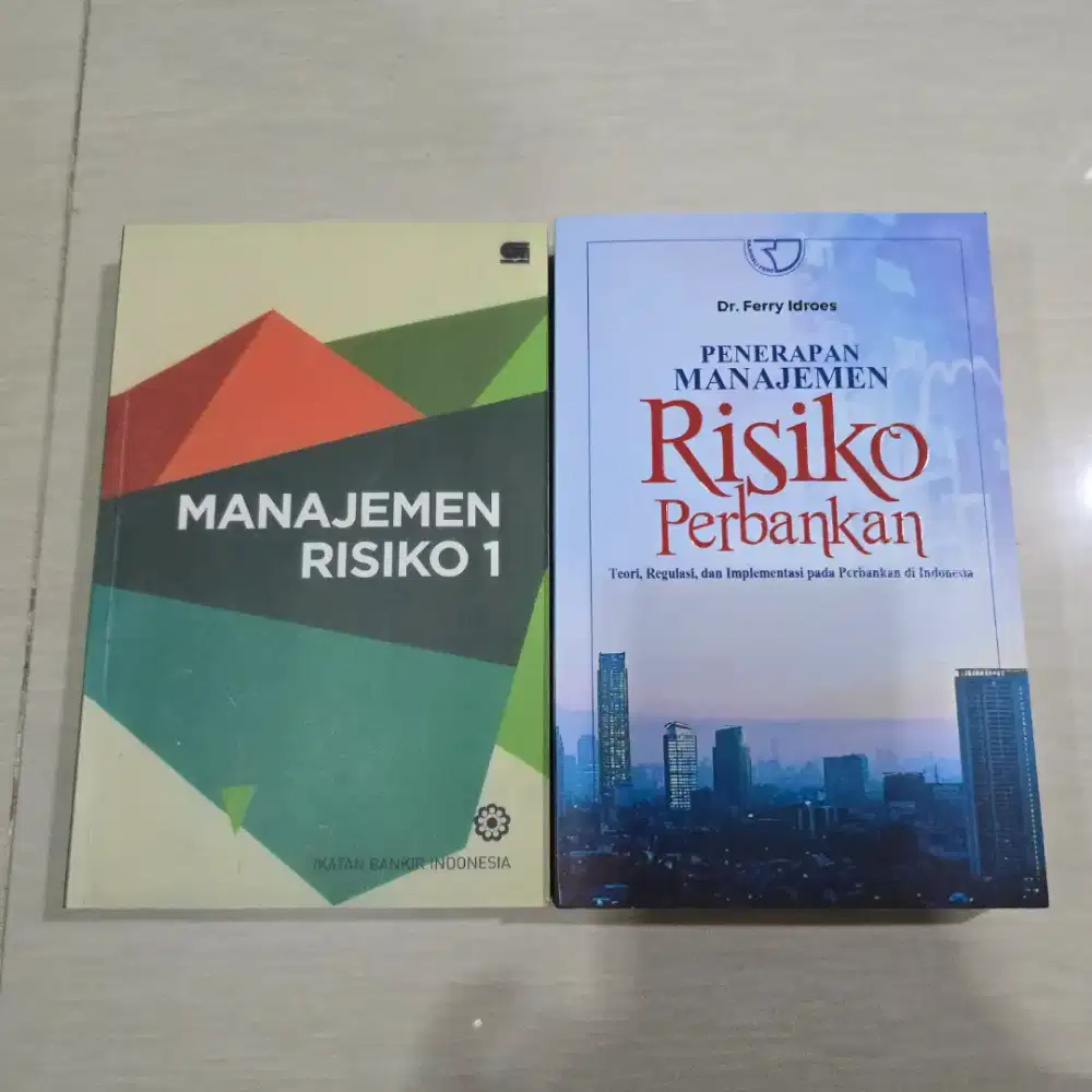 Buku manajemen risiko