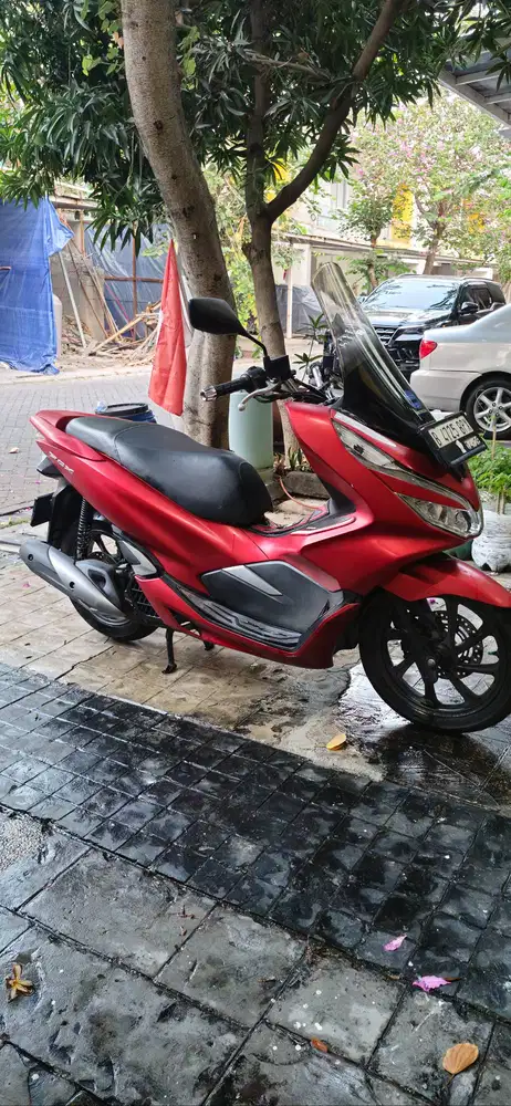 Honda PCX 150 CBS 2018 Merah – Full Original – No Accident