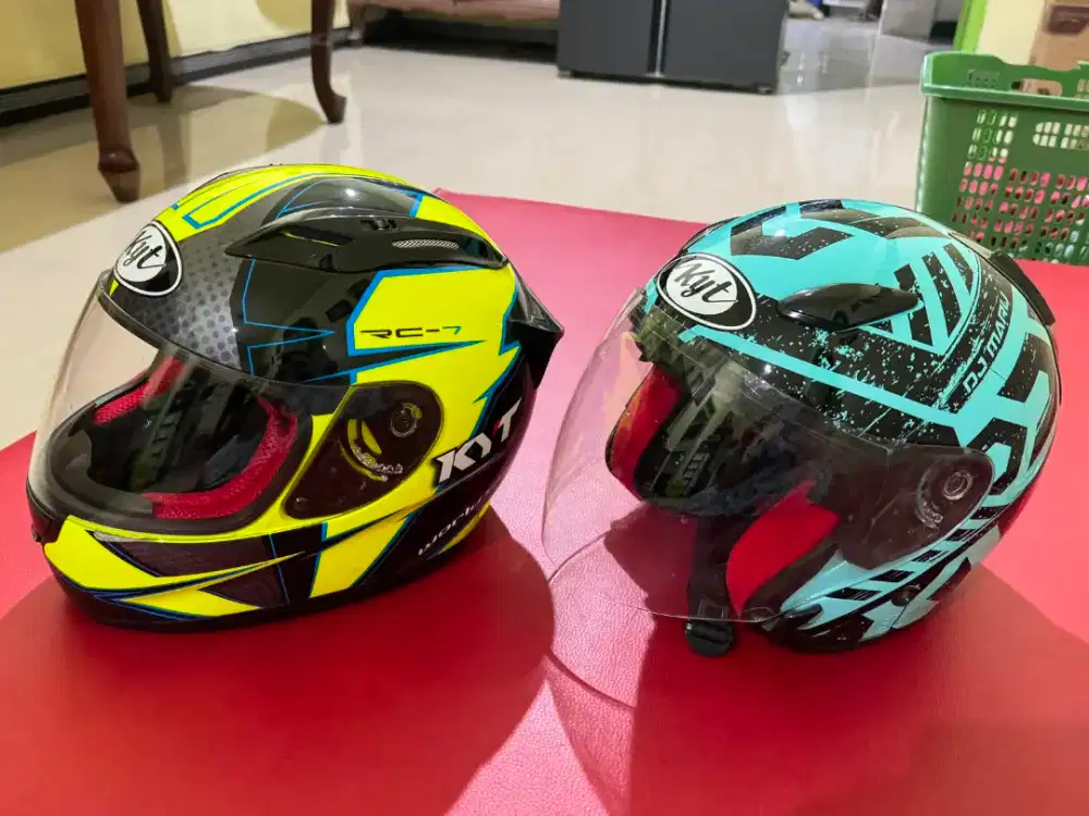 2 helm KYT sidoarjo