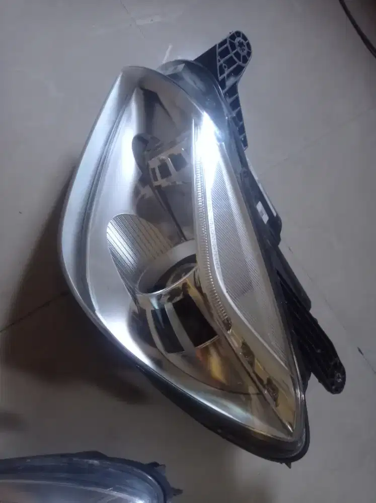 Jual Headlamp Mercedez Bens untuk tipe SLK