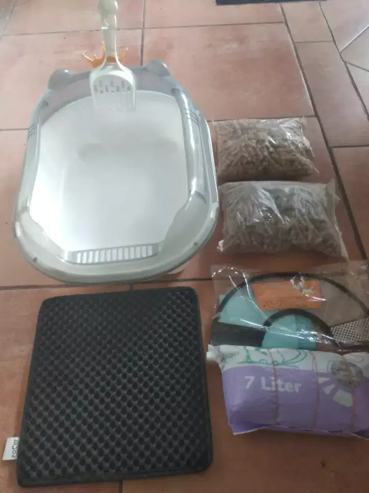 Bak pasir kucing & Pasir & Alas Karpet