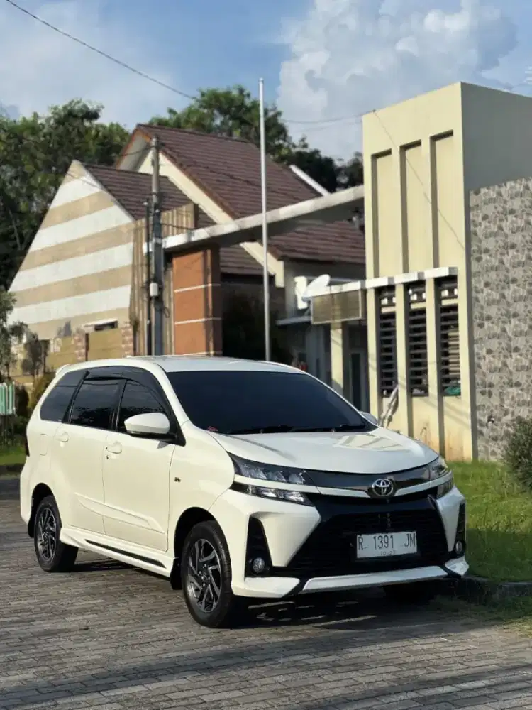 Toyota Avanza Veloz [2019] AT