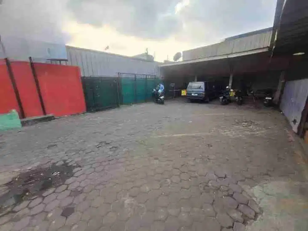 Disewakan Ruang Usaha Strategis Cocok Untuk Kuliner Di Mainroad Soekarno Hatta Bandung Dekat Metro Indah Mall